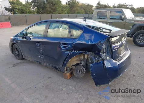 2012 Toyota Prius Three z USA, uszkodzony, nr VIN JTDKN3DU0C1606146